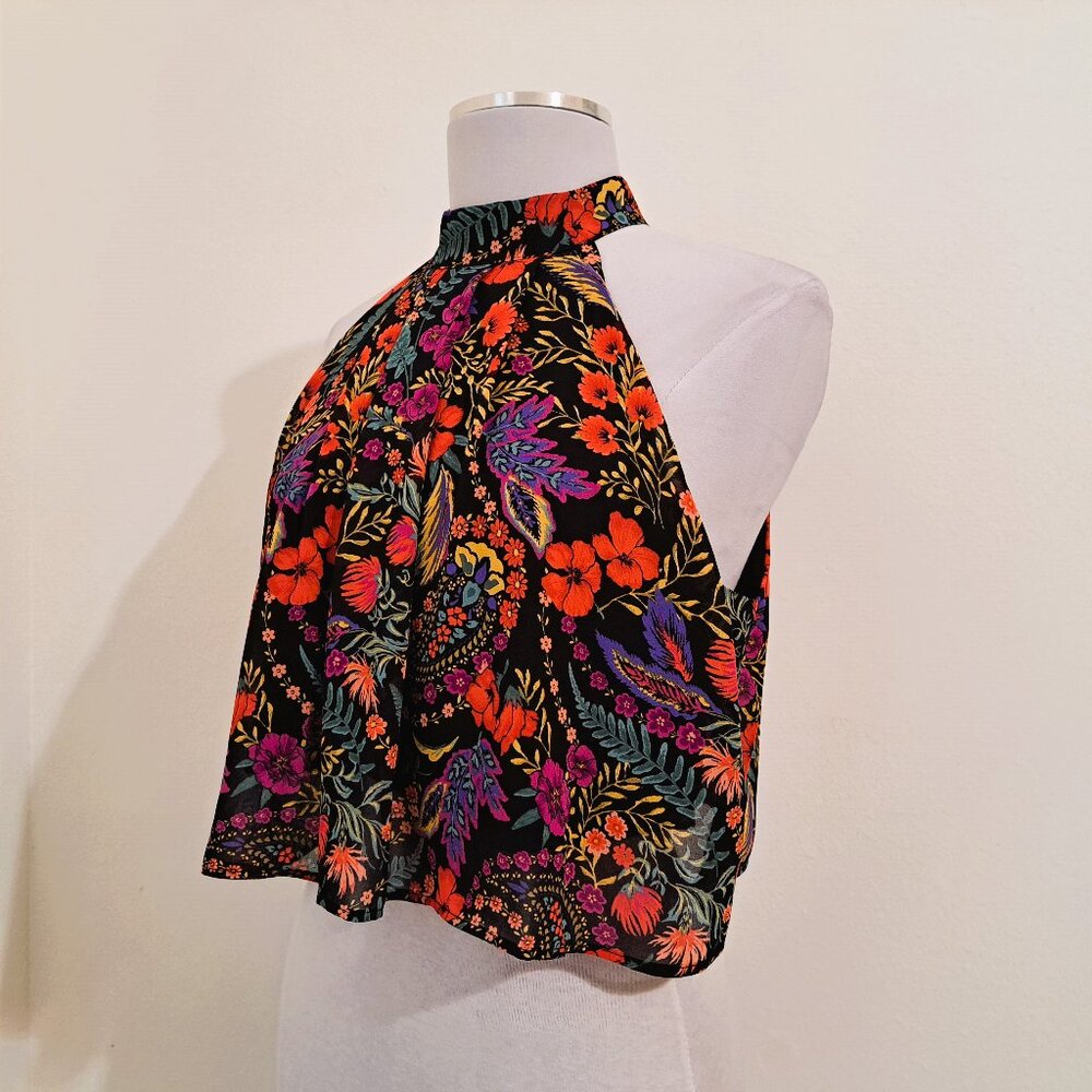 Forever 21 Juniors Lining Crop Top Floral Multicolor Sleeveless Size M